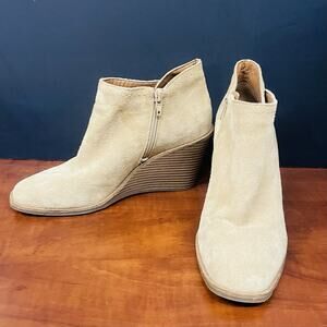 LUCKY BRAND Boots Womens Size 8 M Tan Suede Wedge Bootie Shoes